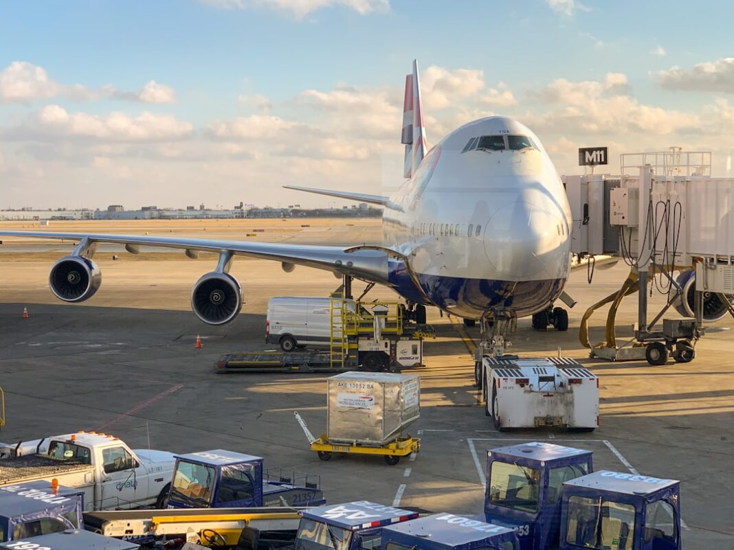 航空货运运输飞机