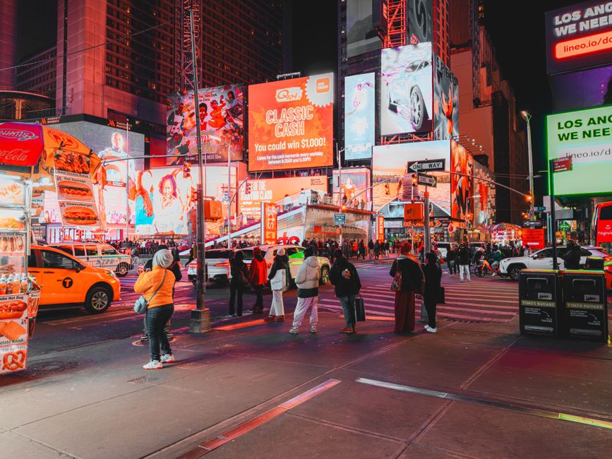 Fnac Darty 旗下 Retailink 在拉德芳斯上线巨型 DOOH 屏的投放评估