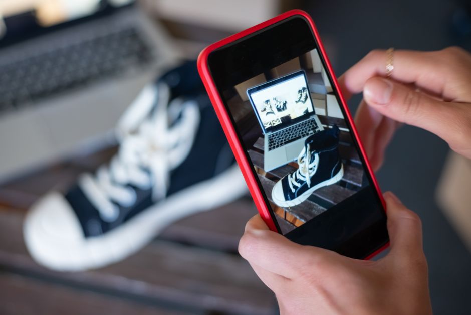 pexels-7857497-kaufland-de-tiktok-shop-video-variant-stock-sync Kaufland 与 TikTok Shop 商品字段、变体与库存同步核对